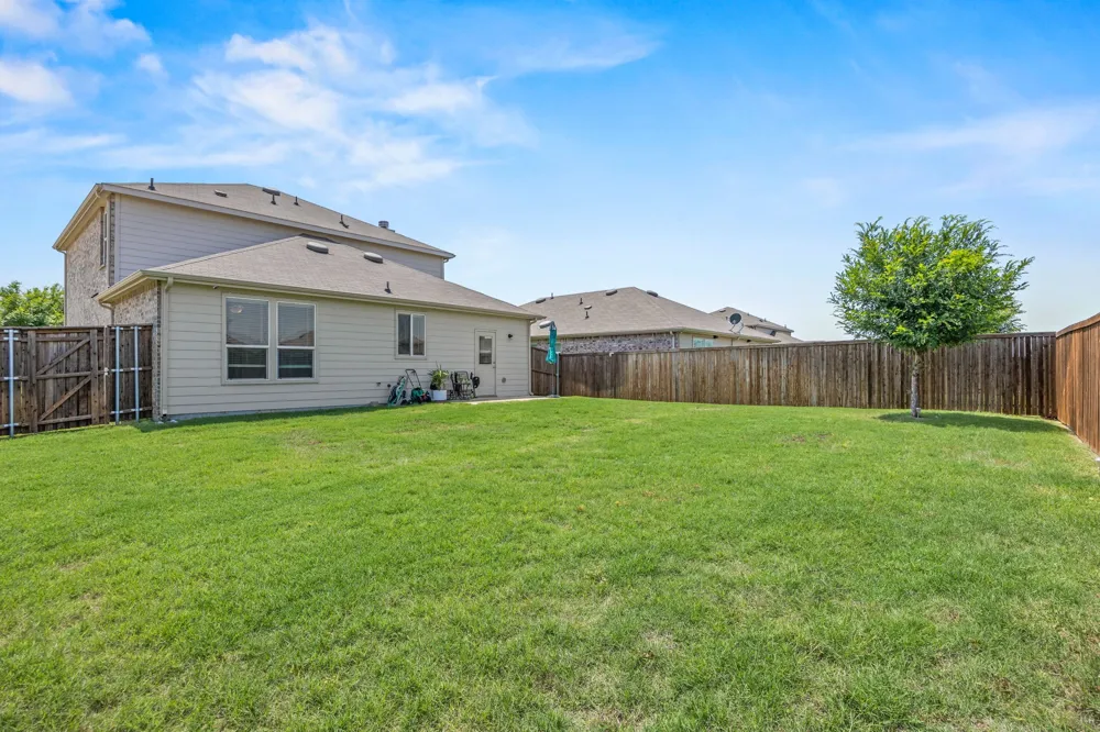 1145 Vernon Drive Aubrey, TX 76227