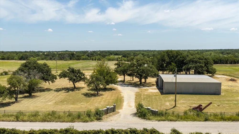 5888 County Road 125 Gordon, TX 76453