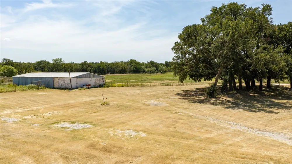 5888 County Road 125 Gordon, TX 76453