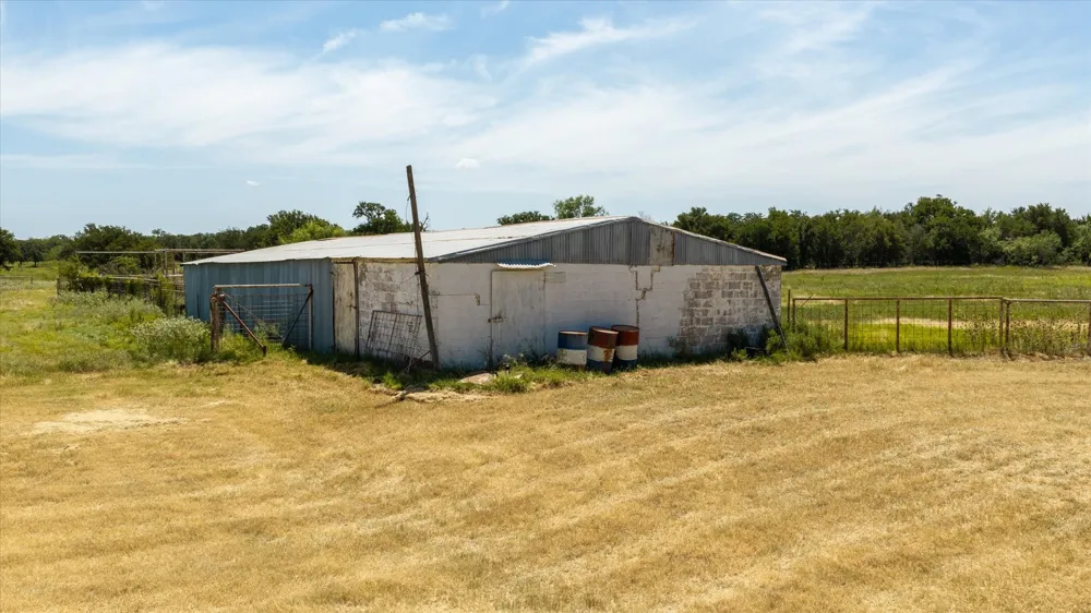 5888 County Road 125 Gordon, TX 76453