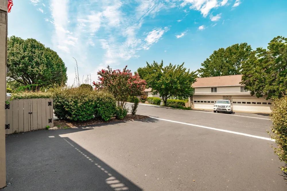 121 Tanasi Shr Gallatin, TN 37066