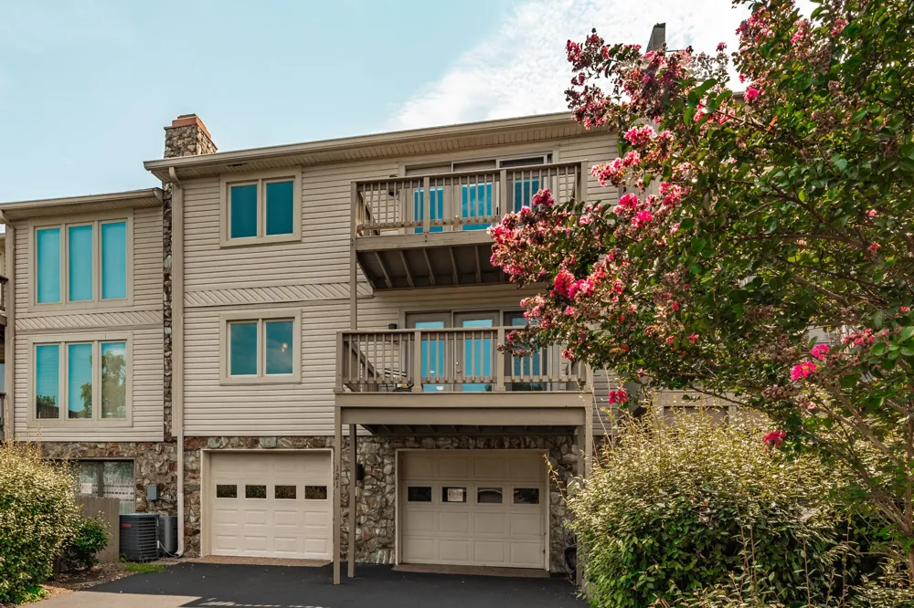 121 Tanasi Shr Gallatin, TN 37066