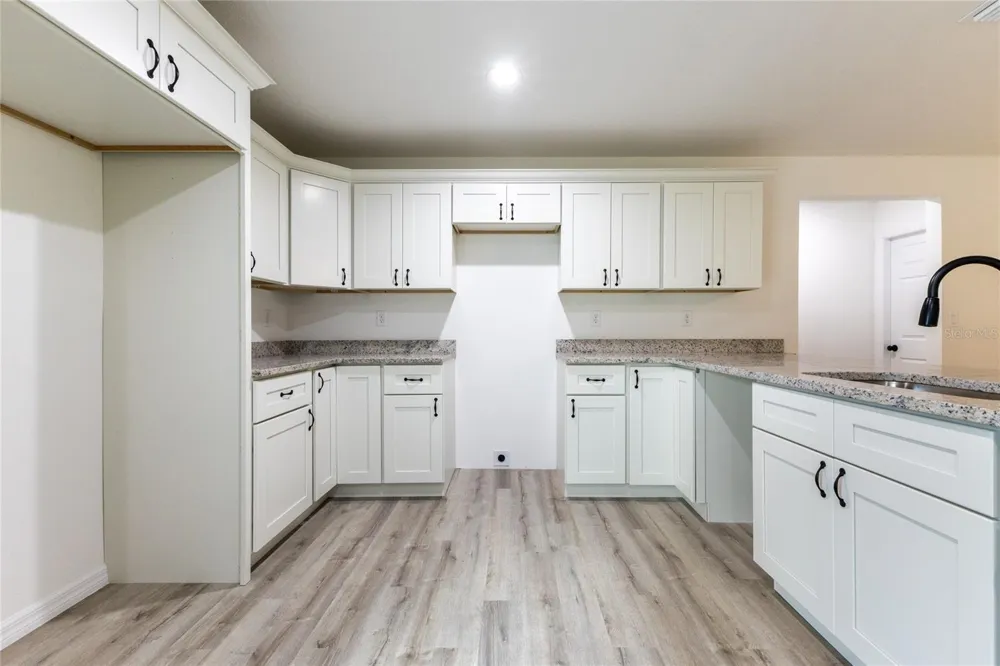 1057 NW TIMBERLAKE ROAD Dunnellon, FL 34431