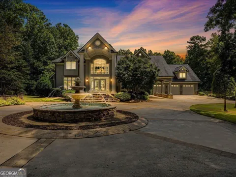 330 N Peachtree PKWY