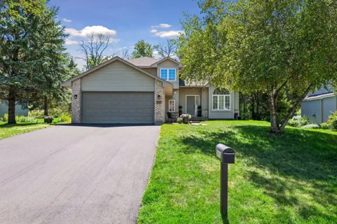 3951 Country Oaks Drive