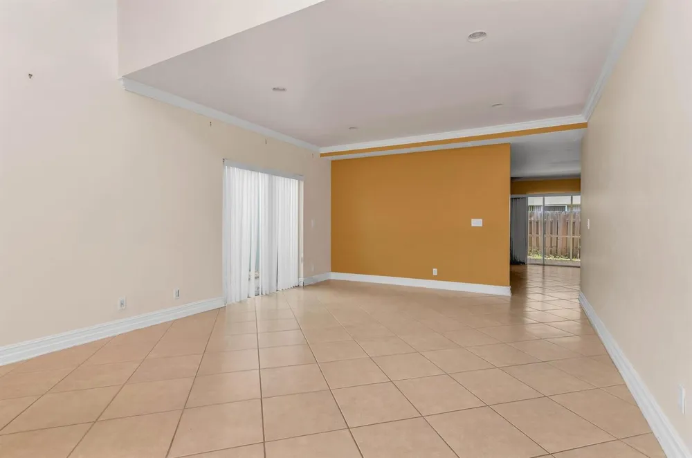 5486 NW 44TH WAY Coconut Creek, FL 33073