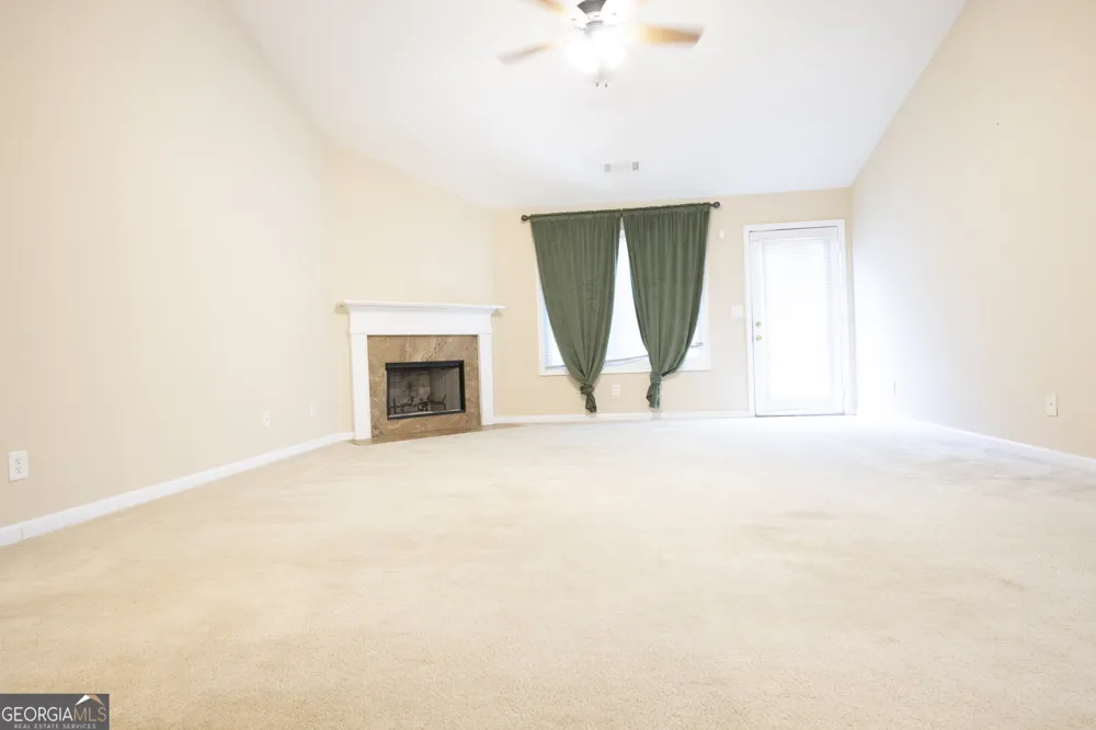 101 Kittle LN Bogart, GA 30622