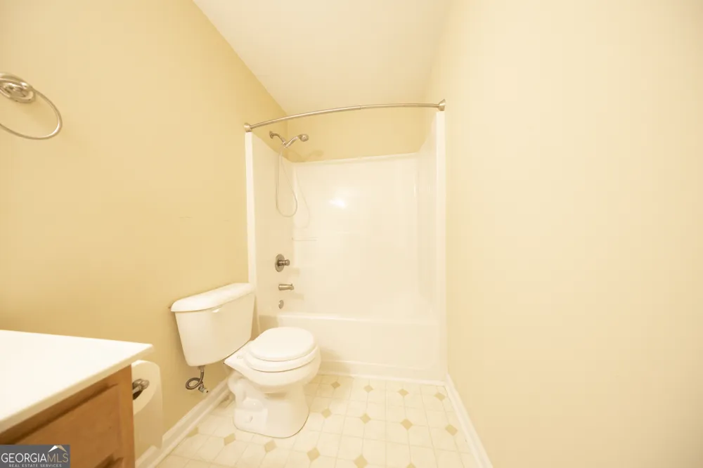 101 Kittle LN Bogart, GA 30622