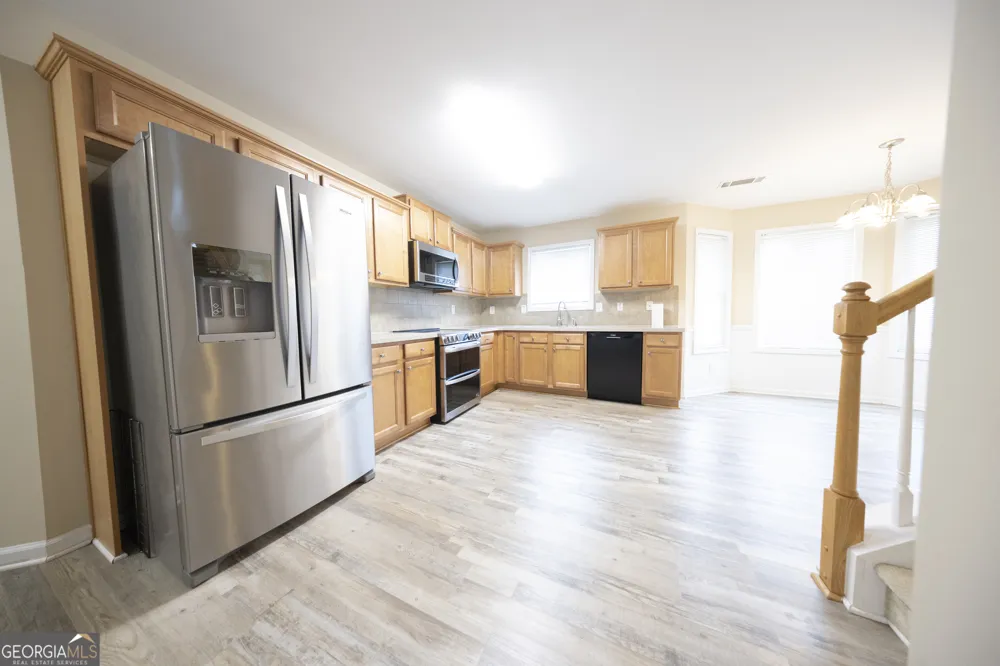 101 Kittle LN Bogart, GA 30622