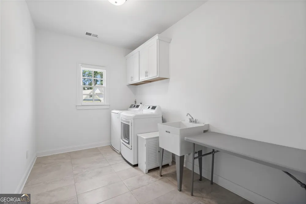 2045 Kent CT Milton, GA 30004