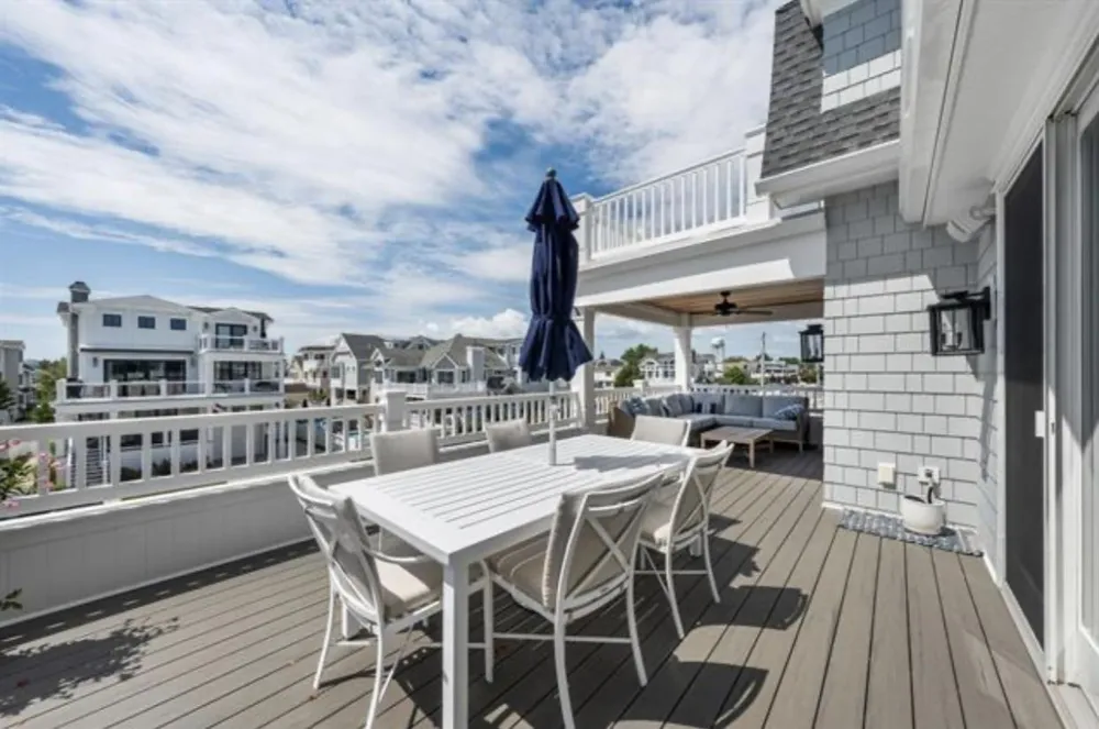 174 23rd Street Avalon, NJ 08202