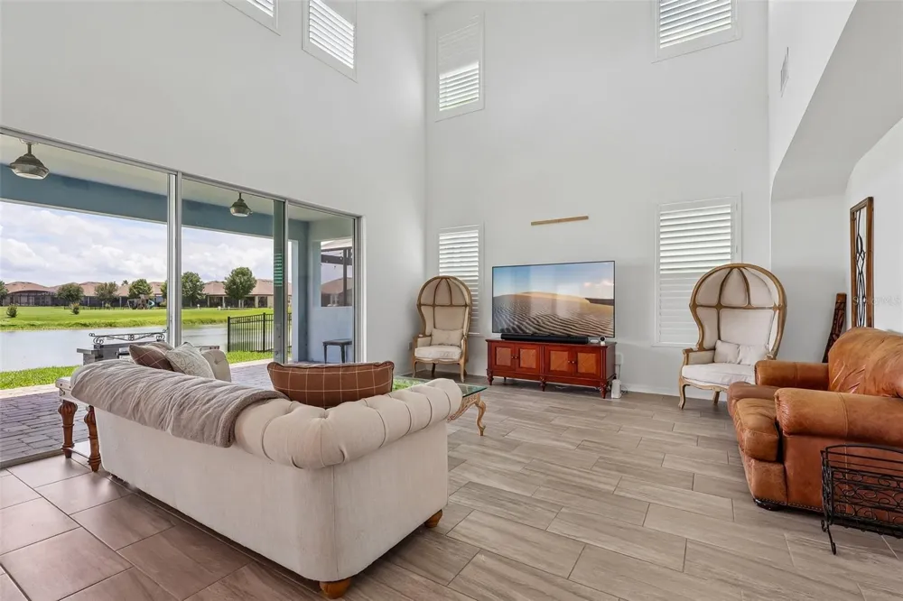 343 BLUE CYPRESS DRIVE Groveland, FL 34736