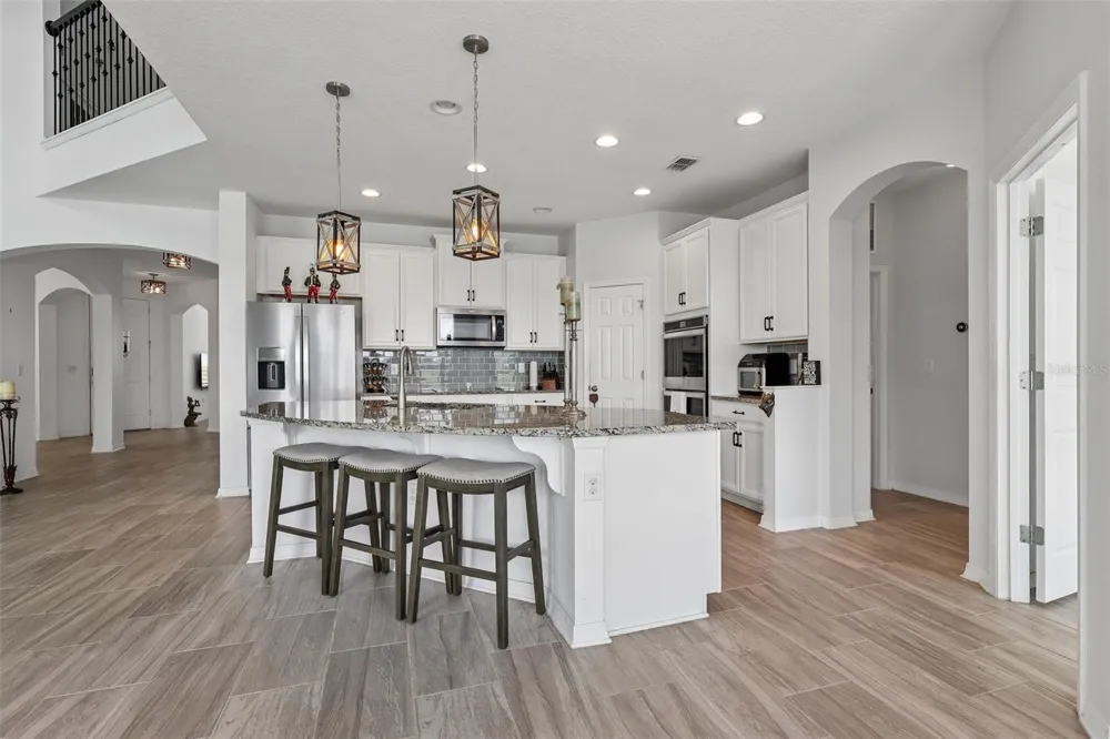 343 BLUE CYPRESS DRIVE Groveland, FL 34736
