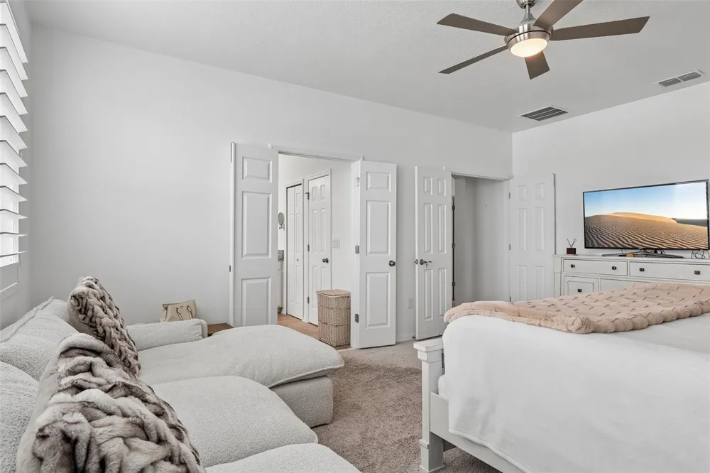 343 BLUE CYPRESS DRIVE Groveland, FL 34736