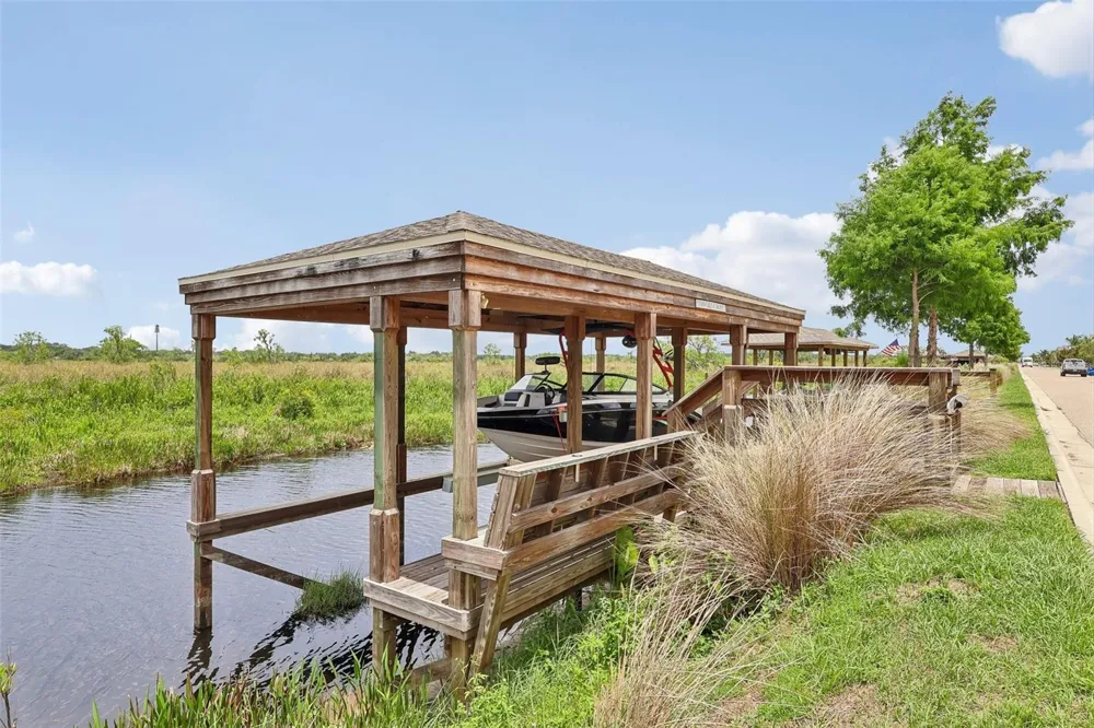 343 BLUE CYPRESS DRIVE Groveland, FL 34736