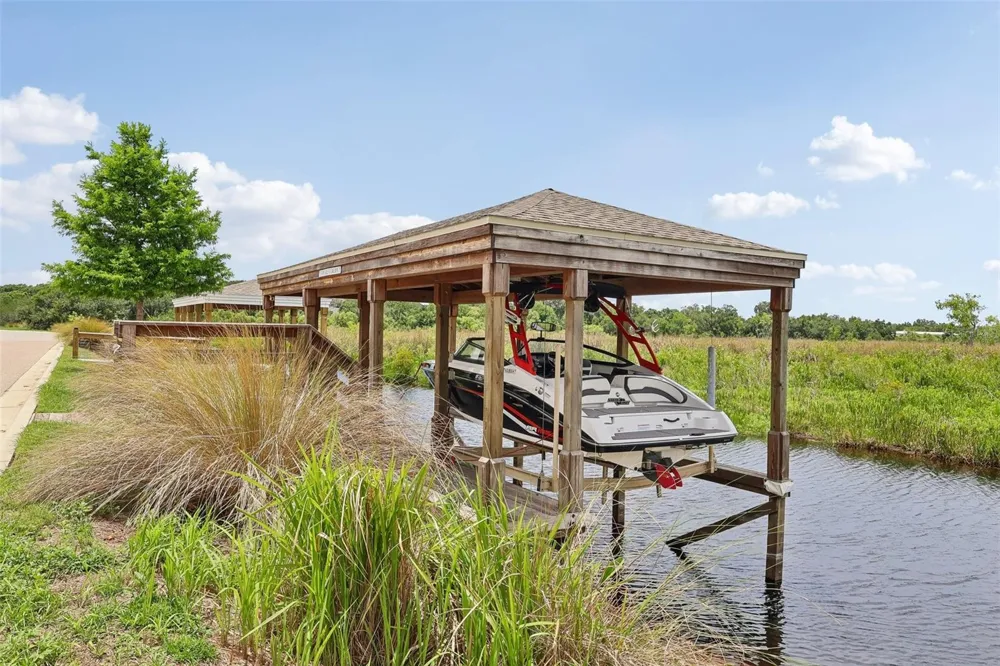 343 BLUE CYPRESS DRIVE Groveland, FL 34736