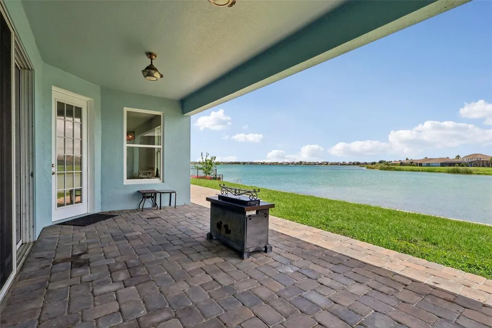 343 BLUE CYPRESS DRIVE Groveland, FL 34736