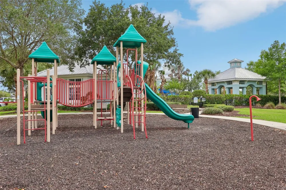 343 BLUE CYPRESS DRIVE Groveland, FL 34736