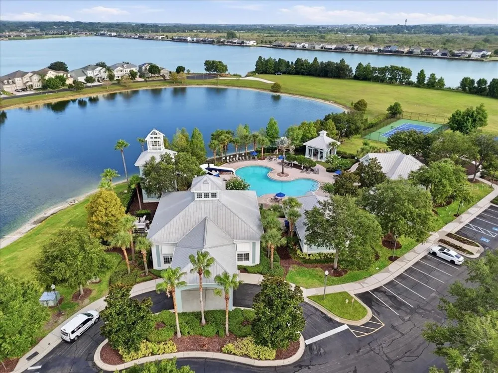 343 BLUE CYPRESS DRIVE Groveland, FL 34736
