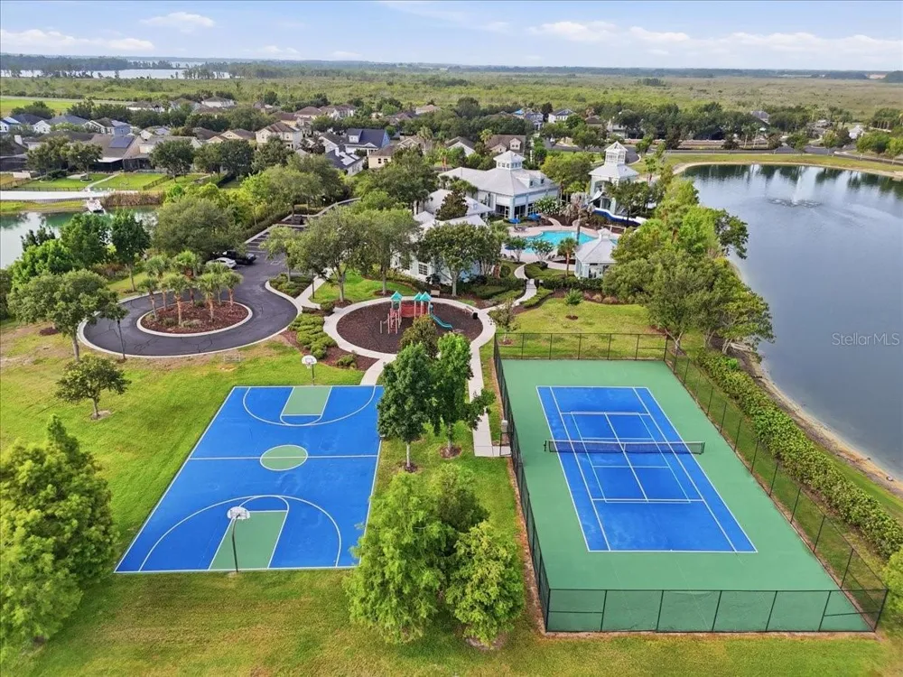 343 BLUE CYPRESS DRIVE Groveland, FL 34736