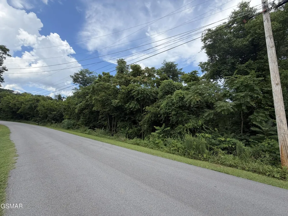 16 Sunrise Boulevard Kodak, TN 37764