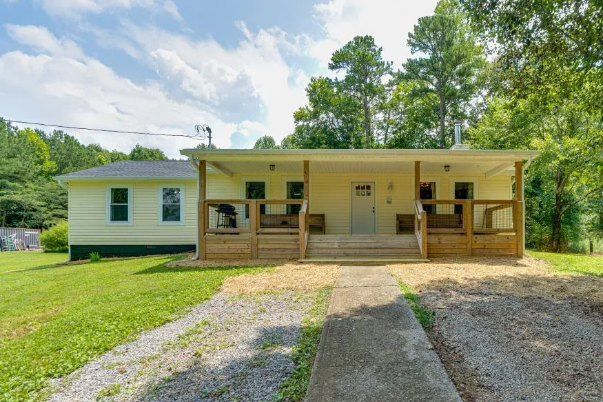 1569 County Road 750 Athens, TN 37303