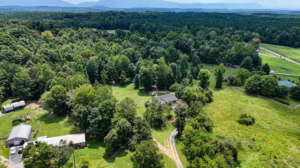 1569 County Road 750 Athens, TN 37303
