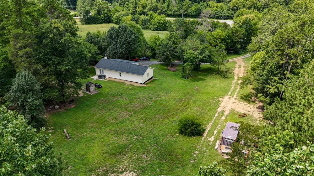 1569 County Road 750 Athens, TN 37303