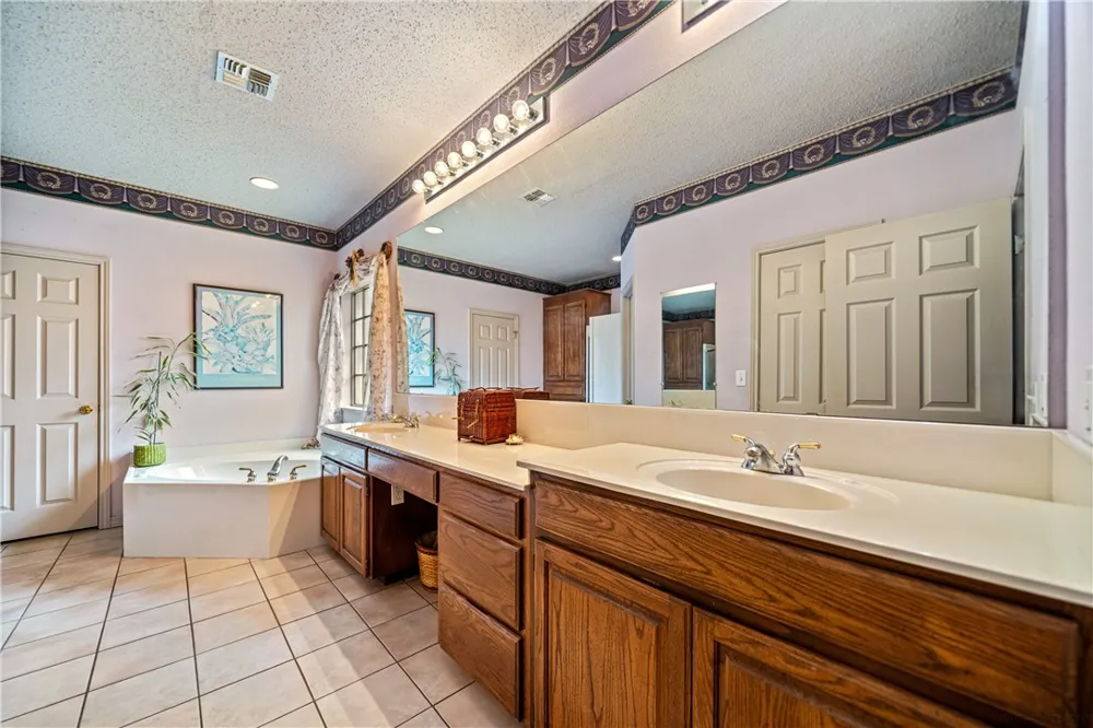 7909 Etienne Drive Corpus Christi, TX 78414