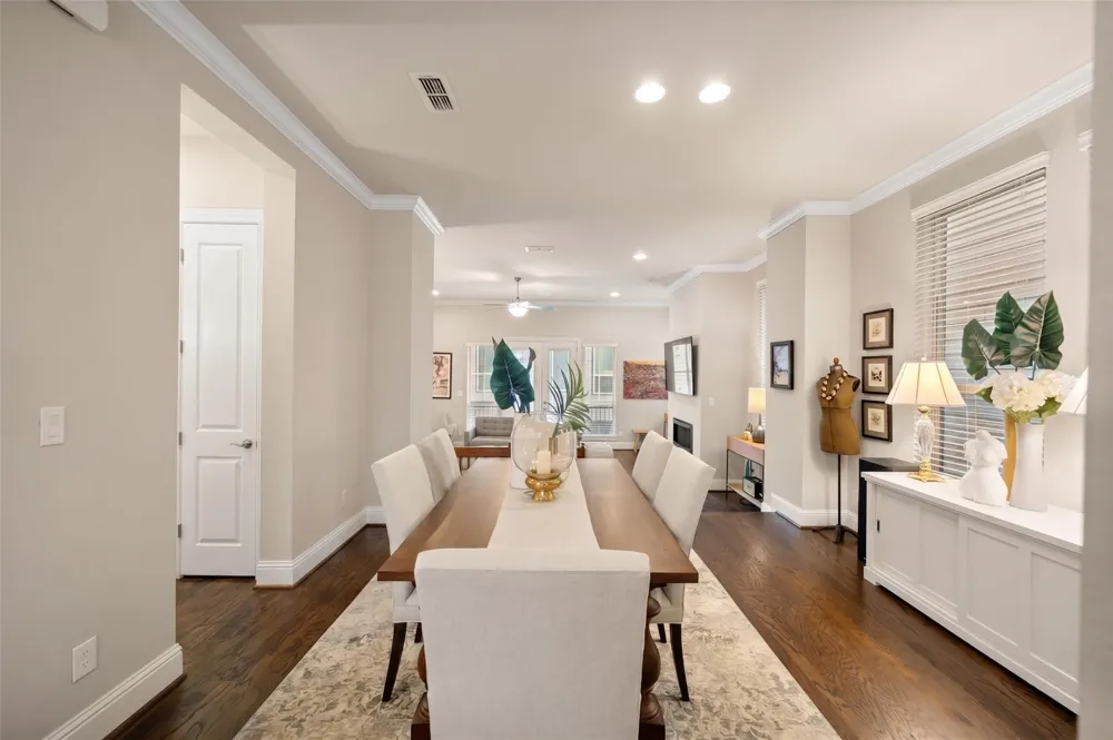6005 Kansas Street #B Houston, TX 77007