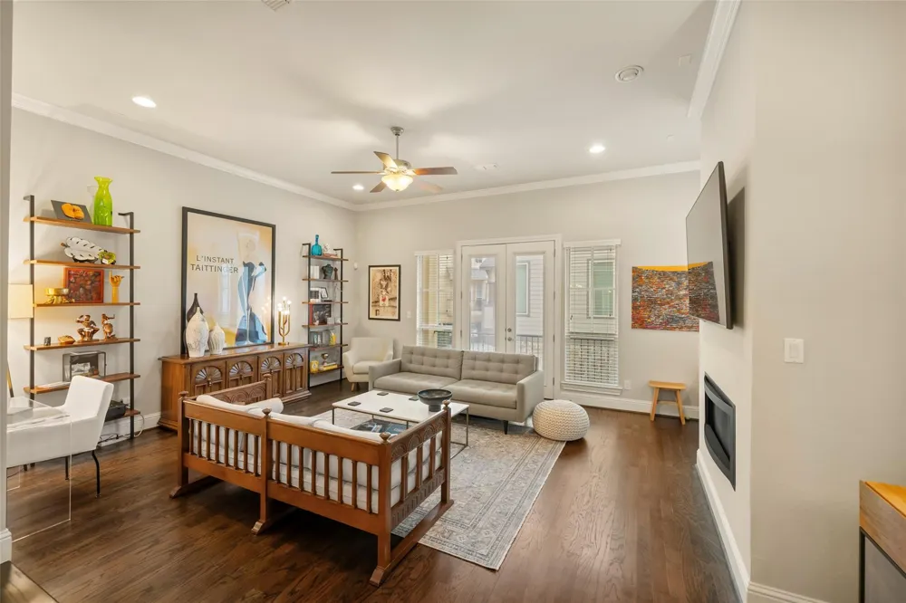6005 Kansas Street #B Houston, TX 77007