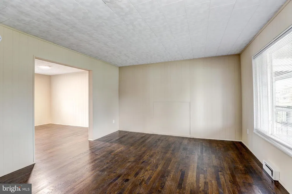 3323 WALLFORD DRIVE Baltimore, MD 21222
