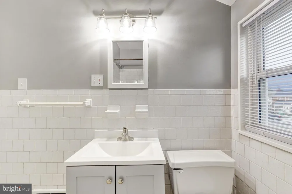 3323 WALLFORD DRIVE Baltimore, MD 21222