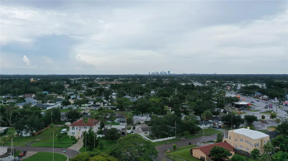 8446 WAVERLY ROAD St Petersburg, FL 33702