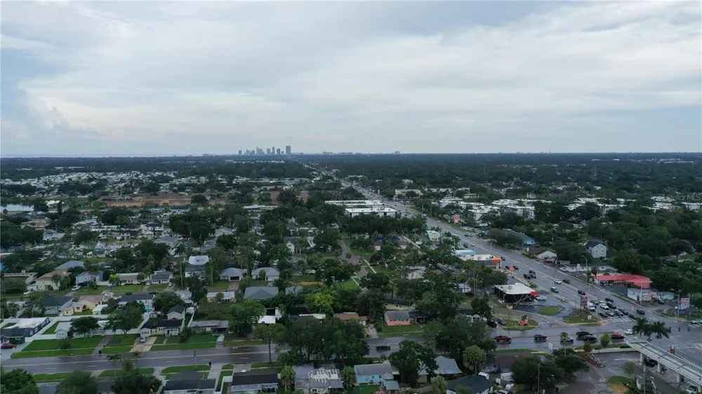 8446 WAVERLY ROAD St Petersburg, FL 33702