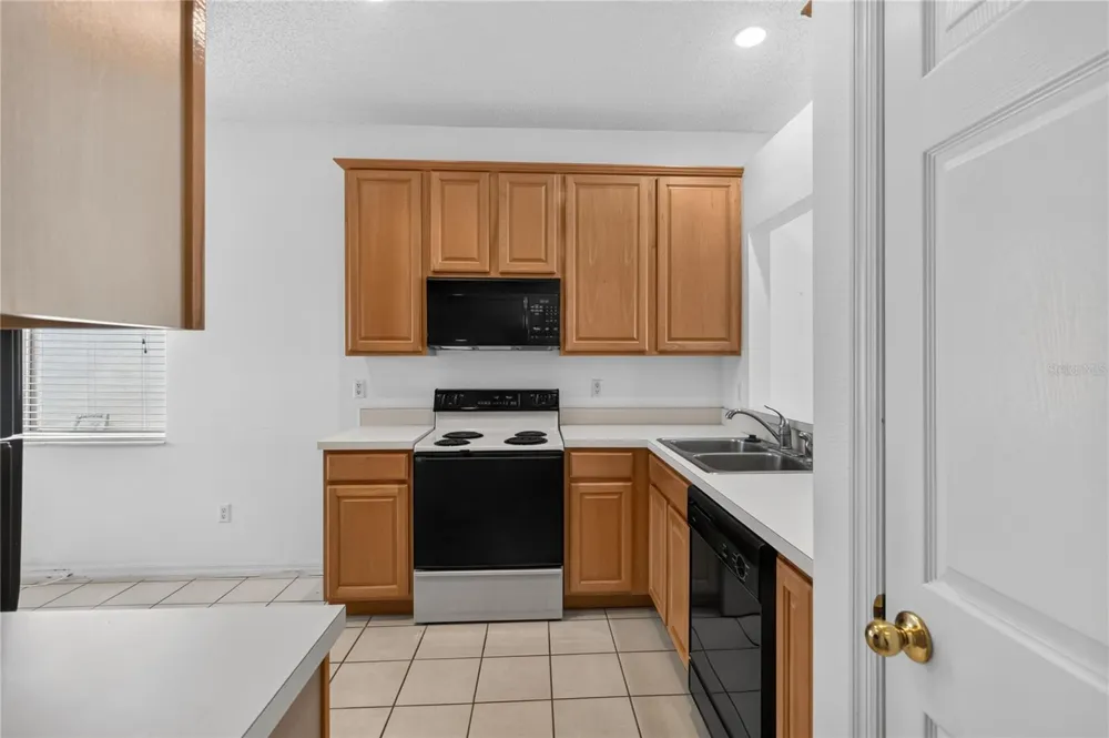923 TORREY PINE DRIVE Winter Springs, FL 32708