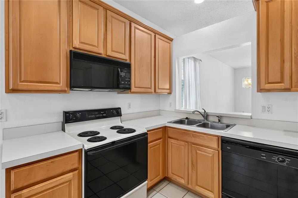 923 TORREY PINE DRIVE Winter Springs, FL 32708
