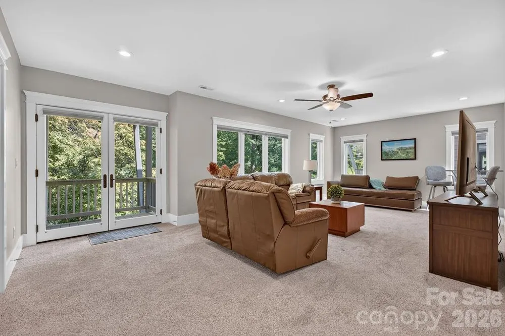 152 Sports Village Drive Hendersonville, NC 28739