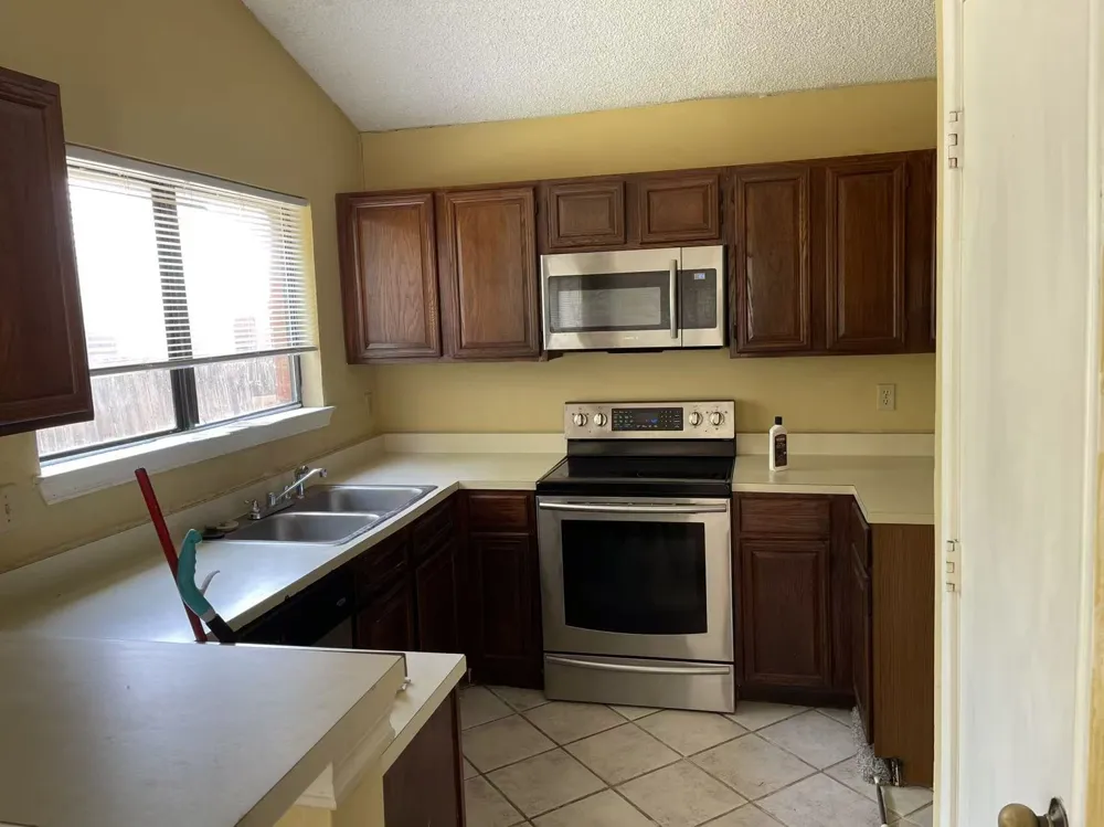 3098 Rustlewind Lane Grand Prairie, TX 75052