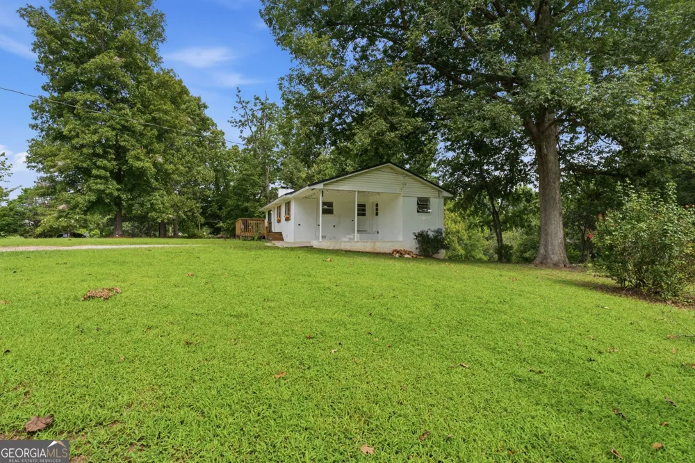 918 Sims Harris RD Lula, GA 30554