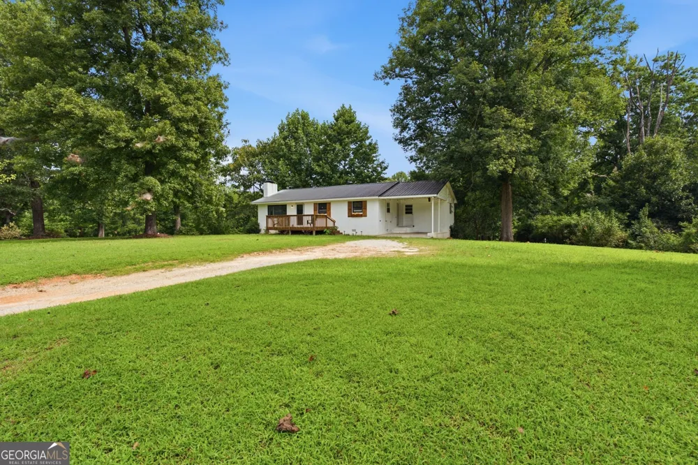918 Sims Harris RD Lula, GA 30554