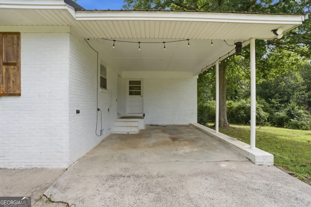 918 Sims Harris RD Lula, GA 30554