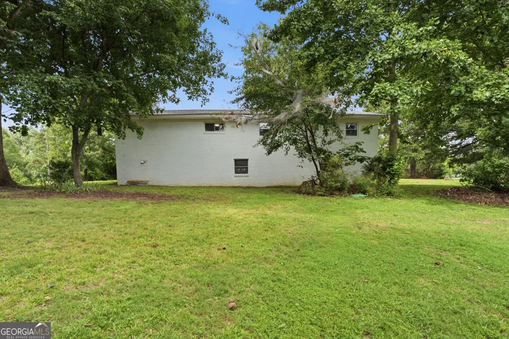 918 Sims Harris RD Lula, GA 30554