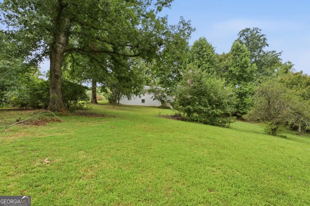918 Sims Harris RD Lula, GA 30554