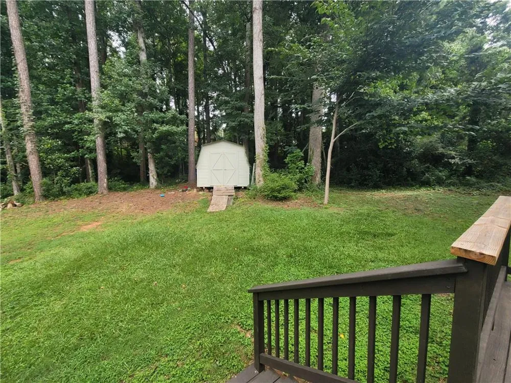 4641 Lucerne Valley Rd SW Lilburn, GA 30047