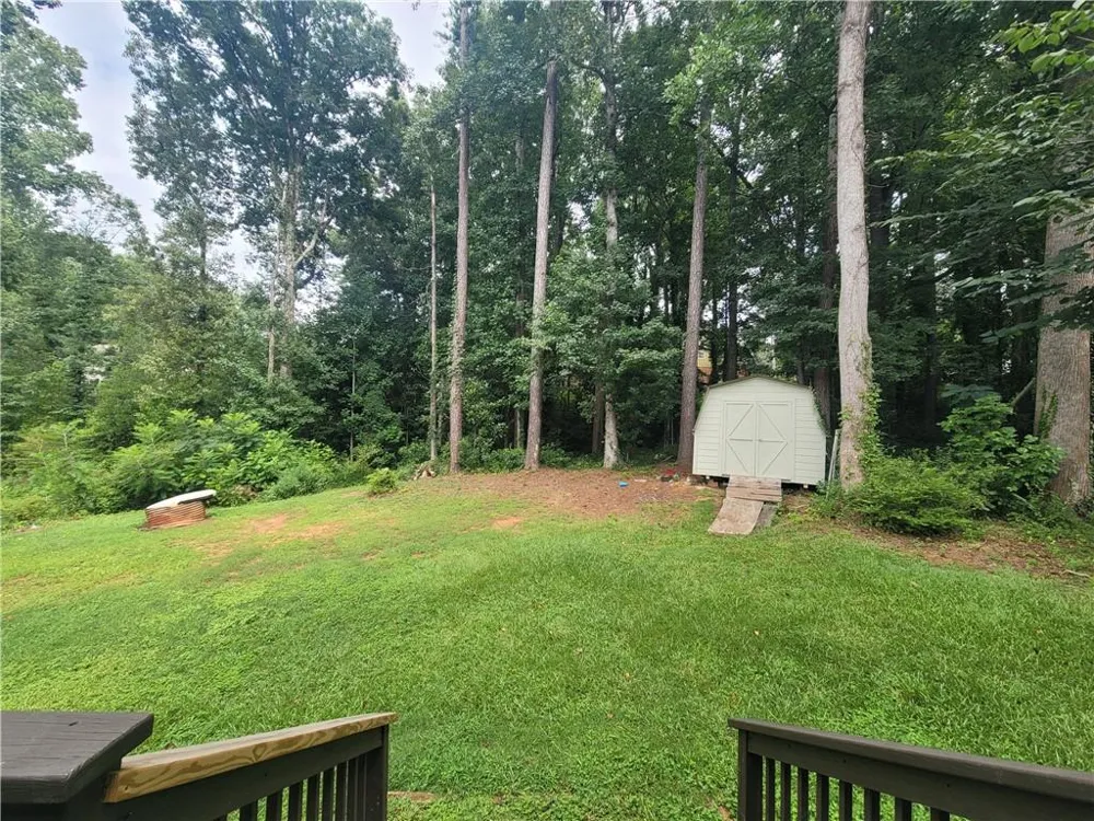 4641 Lucerne Valley Rd SW Lilburn, GA 30047
