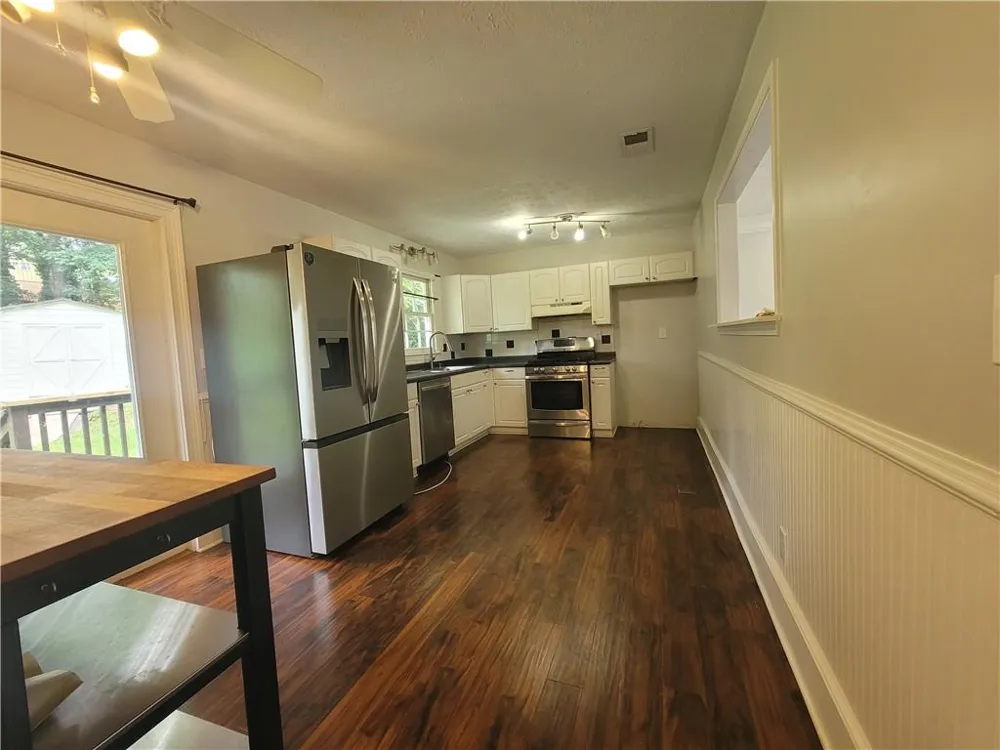 4641 Lucerne Valley Rd SW Lilburn, GA 30047