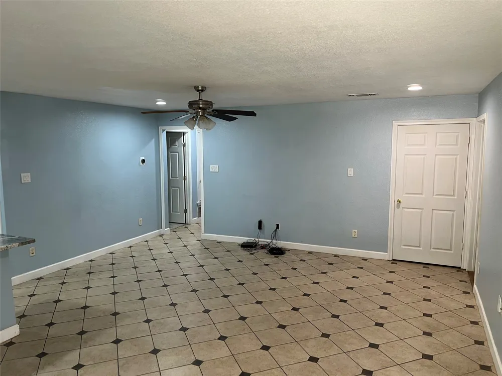 3001 Pueblo Trail Lake Worth, TX 76135