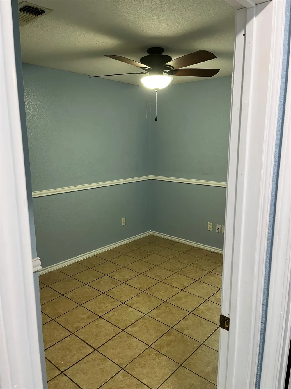 3001 Pueblo Trail Lake Worth, TX 76135
