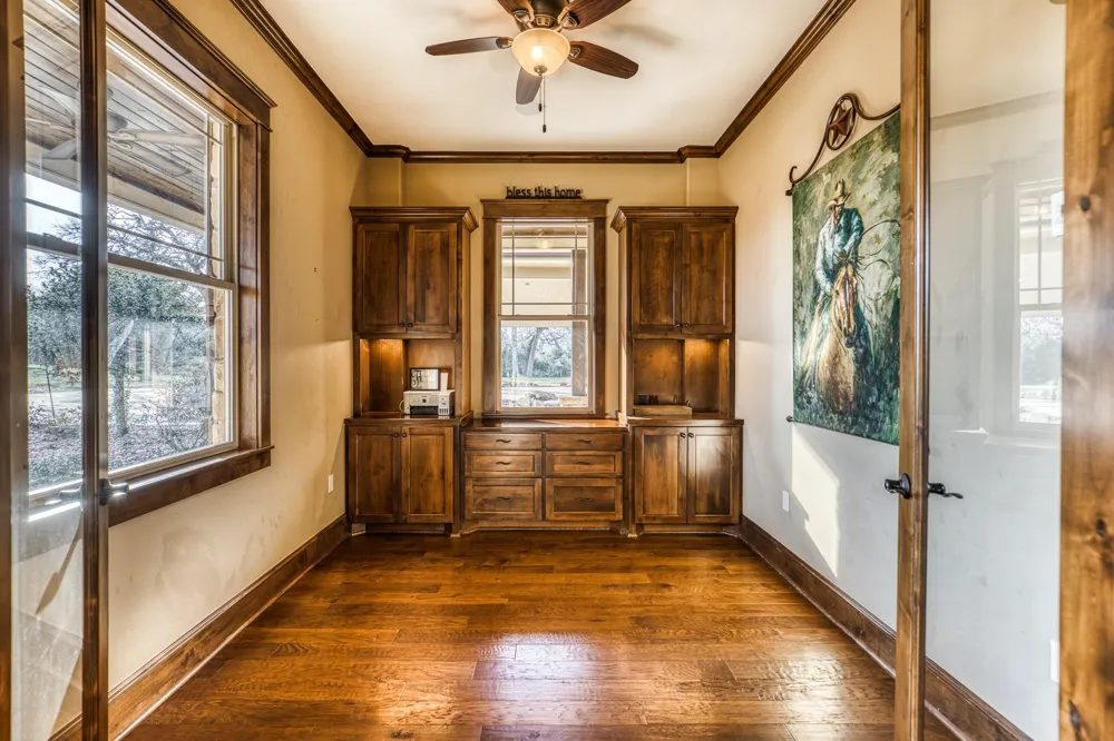6892 Palm Rd Sealy, TX 77474